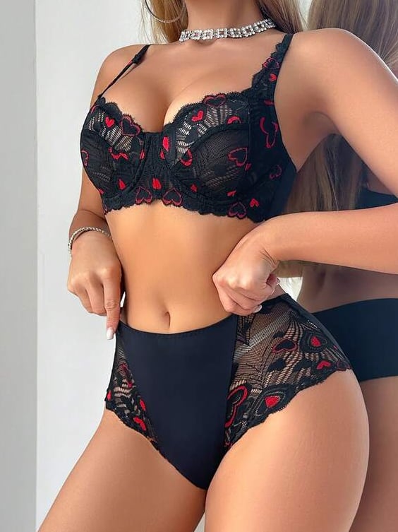 Lace Underwire Set